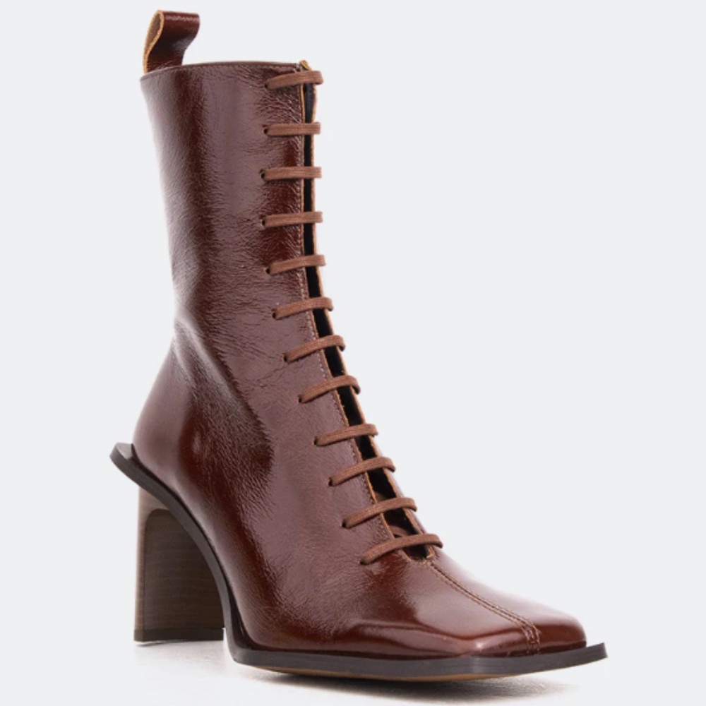 NWOT L'Intervalle - Adaline Chestnut Brown Patent Leather Boots - Sz 38
